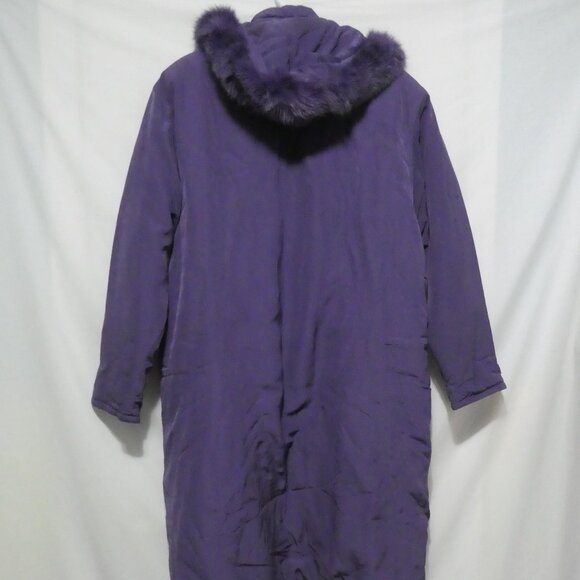LAURA PETITES | large | Long Purple Winter Coat with Faux Fur Collar | GUC - Picture 2 of 16